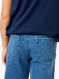Load image into Gallery viewer, Medium Wash Stretch Denim Straight Jeans