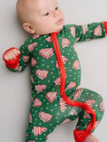 Load image into Gallery viewer, Tree Treats Bamboo Sleeper