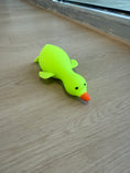 Load image into Gallery viewer, Cartoon Solid Duck Squishy