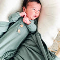 Load image into Gallery viewer, Emerald Bamboo Knotted Gown & Hat