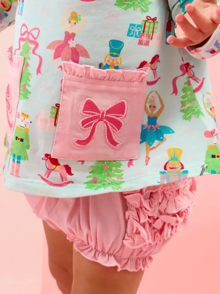 Nutcracker Wishes Pocket Swing Set