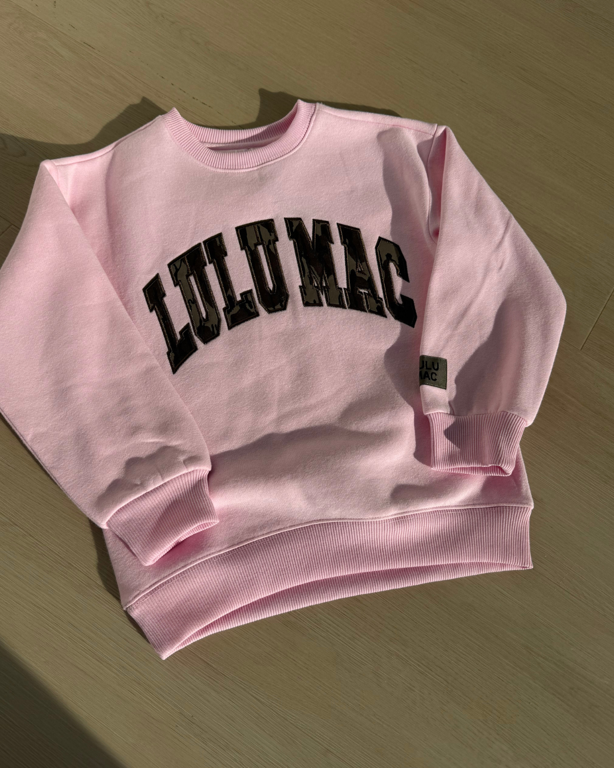 Light Pink With Mossy Oak Bottomland