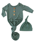 Load image into Gallery viewer, Emerald Bamboo Knotted Gown & Hat
