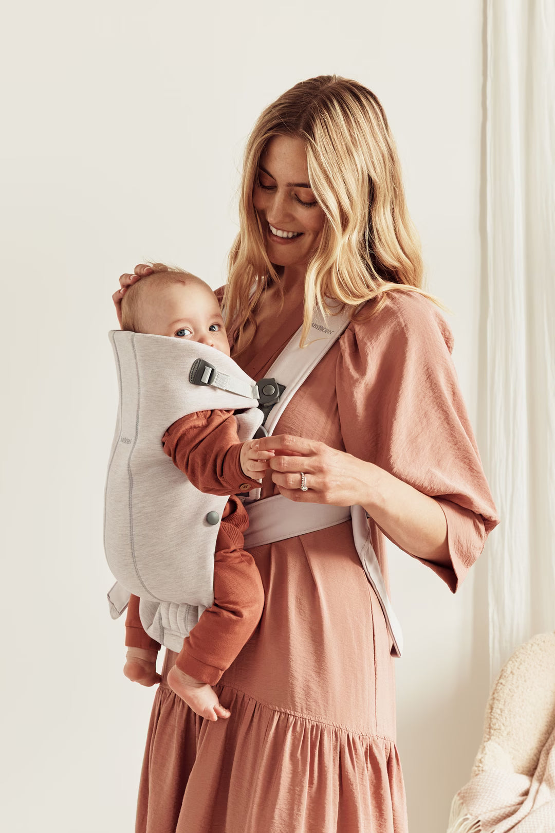 BabyBjorn Baby Carrier Mini - Light Beige - 3D Jersey