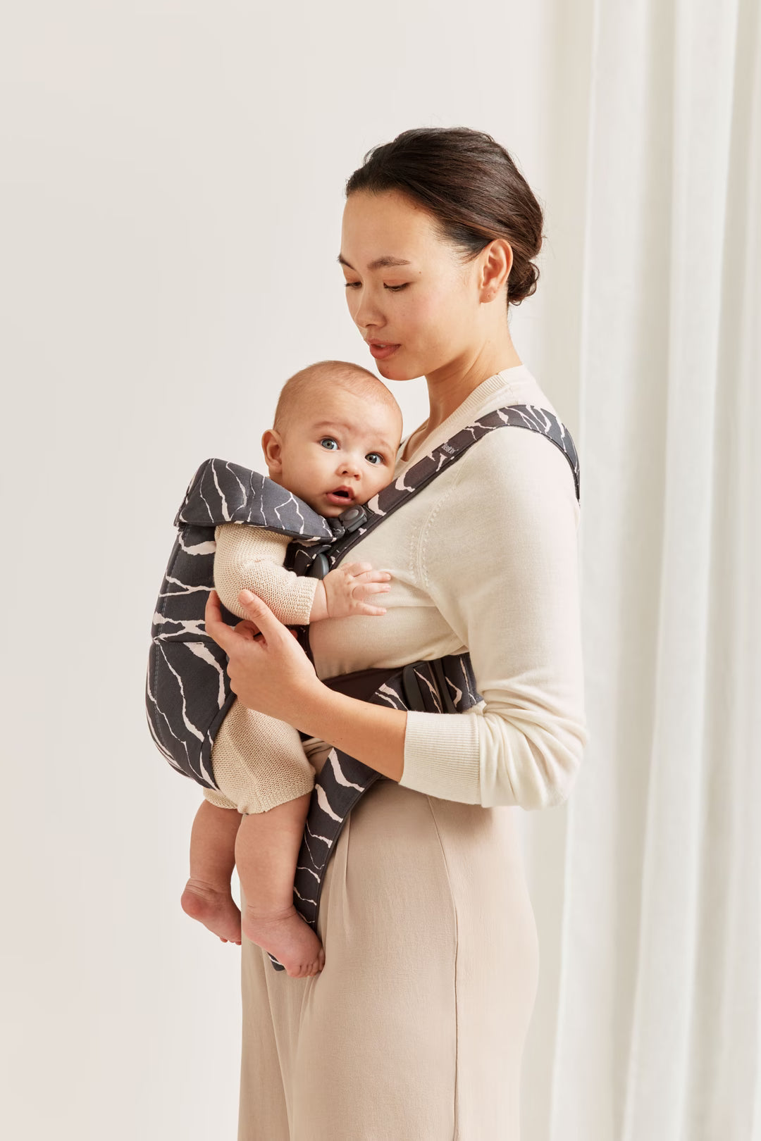 BabyBjorn Anthracite/Landscape Cotton Baby Carrier Mini