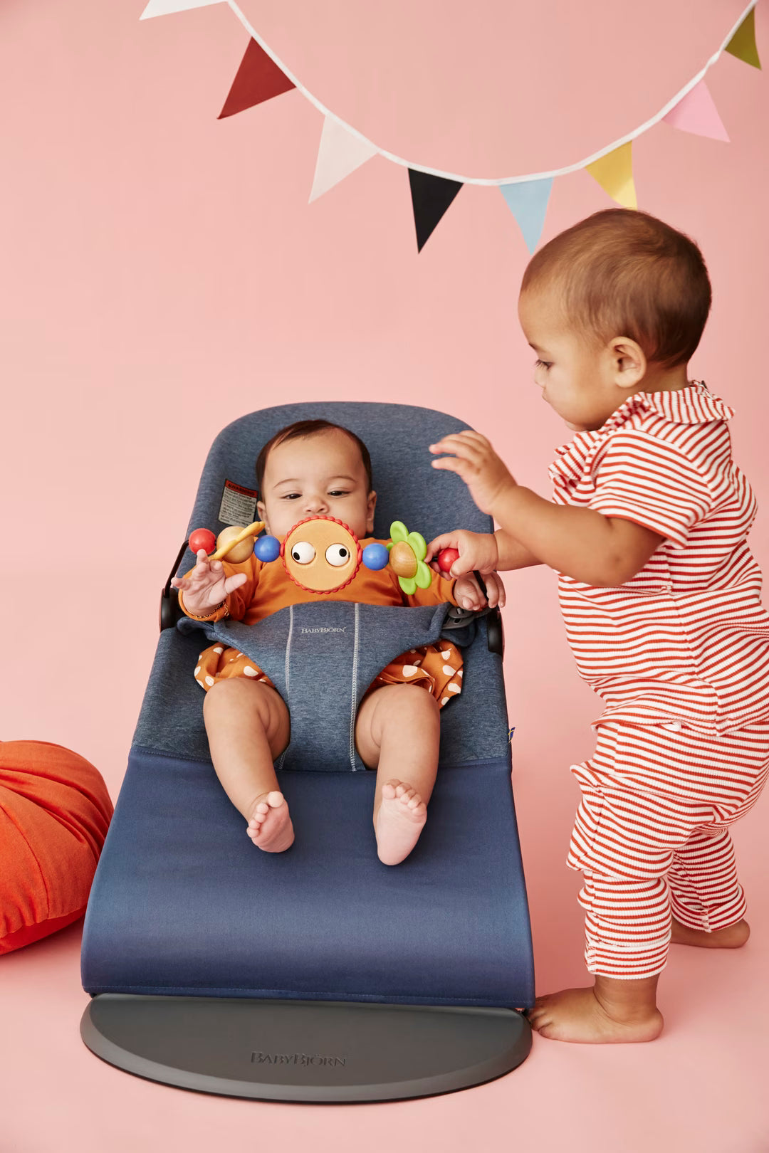 BabyBjorn Toy for Bouncer - Googly Eyes - Colorful