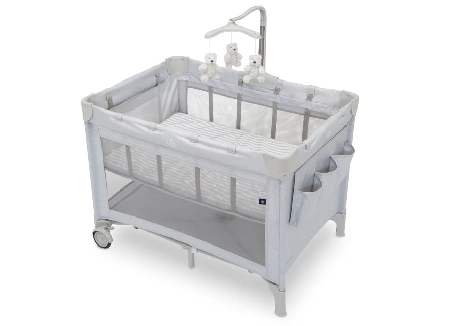 Baby Gap Deluxe Play Yard
